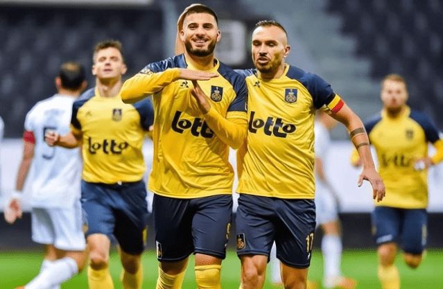 国足教练组 国足教练组