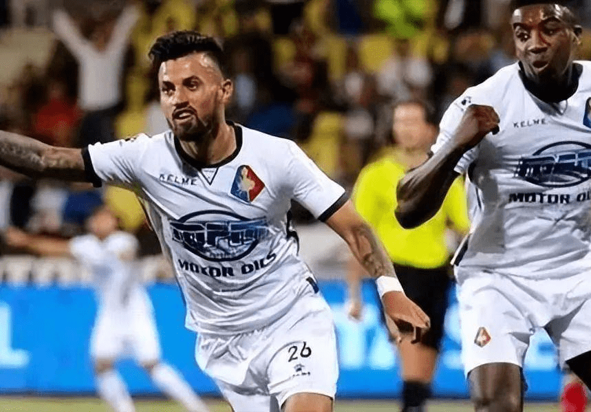 末节回合里 末节回合里